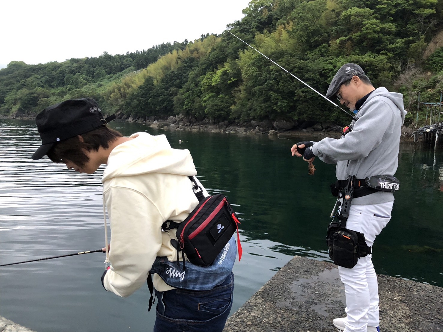 Thirty34four 釣りビジョンの人気番組 アジングへ行こう のシリーズ第22回の撮影が終了し 放映スケジュールが決定いたしました 詳細は番組ホームページをご確認ください T Co Noyx2cmfhu サーティフォー サーティーフォー Thirtyfour