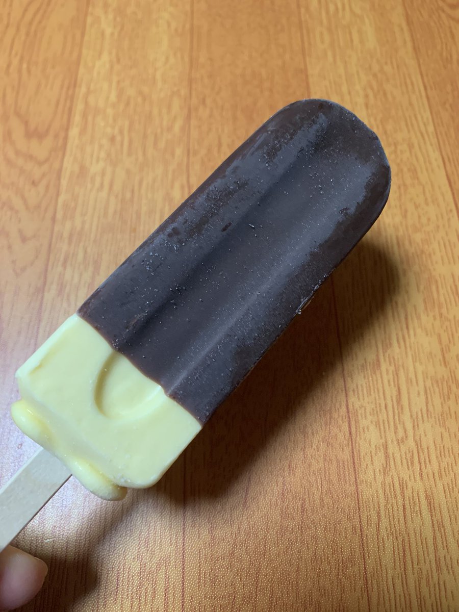 俺の一品 على تويتر シャトレーゼのチョコバナナバーがおいしいよ バナナの香りとフレーバーが冷たいアイスになっておいしいよ シャトレーゼ