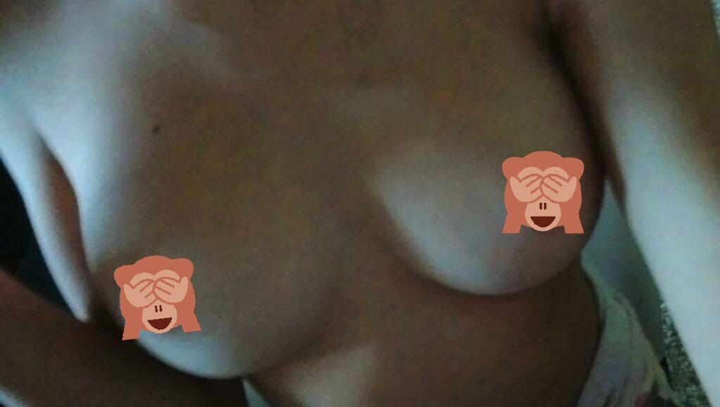 DullRomero's tweet photo. DM PARA FOTOS SIN CENSURA 
#sexting #feetporn #packsdemorritas  #packs #horny https://t.co/8MLnEHNETd
