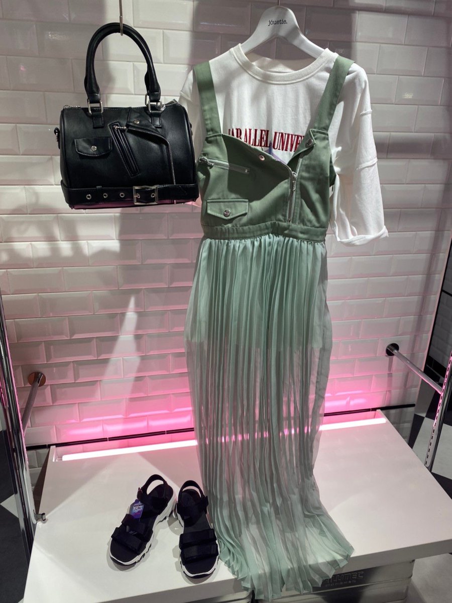 Jouetie渋谷パルコ店 New Arrival ライダースシースルーワンピース Ivr Blk Mnt 7 000 Tax 大人気のライダースワンピースに透けるシフォンをドッキングしたアイテム 別になっているペチコートに合わせて Tシャツと重めのブーツと合わせて甘すぎ