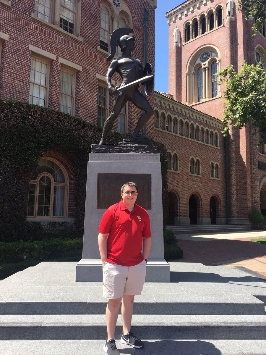 thegarbergforce's tweet photo. We took some time this weekend to also celebrate @JoshGarberg! So immensely proud of this kid for all of the hard work he put into making his dream a reality. What a freshman year you have had! We love you Joshua! Can’t wait to watch you in your next chapter at @USC! #takethatCF https://t.co/dITlRTh5VH
