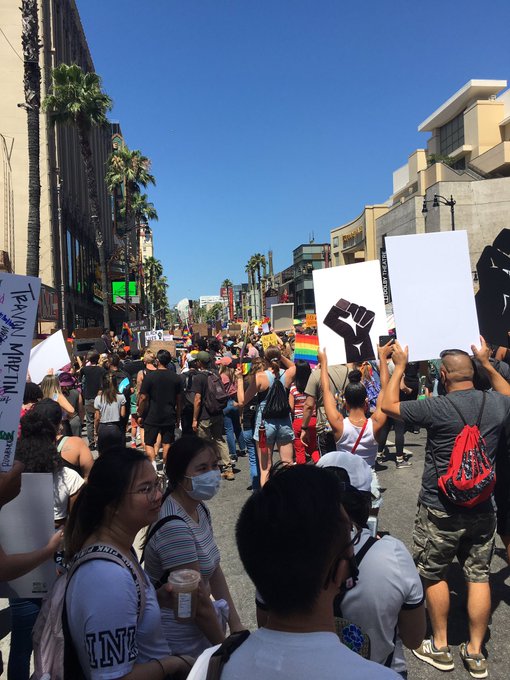The All Black Lives Matter March in LA today was huge, some are saying 20K! https://t.co/oy0x0iTpTU<a href="/tag/tbt"class="tags"><span>#tbt</span></a>