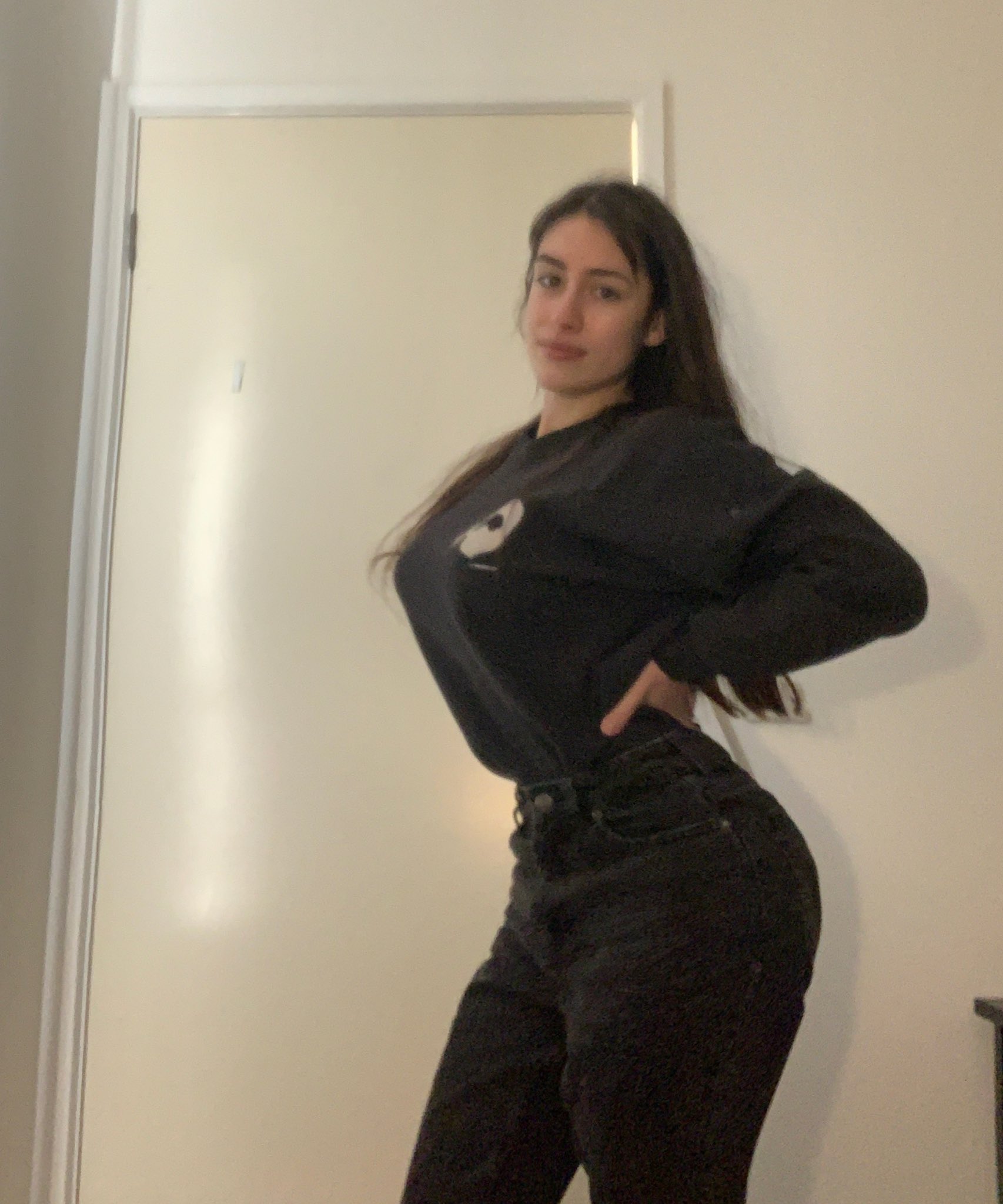 im silly selma😜 on X: hey sexy!! what if we started a woohooed in sims  haha😘😘😘😘 live rn t.coKzD2G3ug2f t.cok1hZeGFueS  X