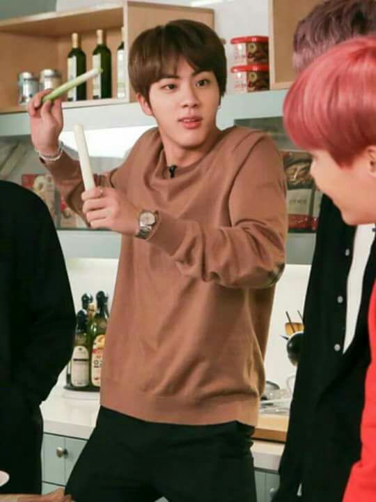 Who needs memes when you have Kim SeokjinA thread;