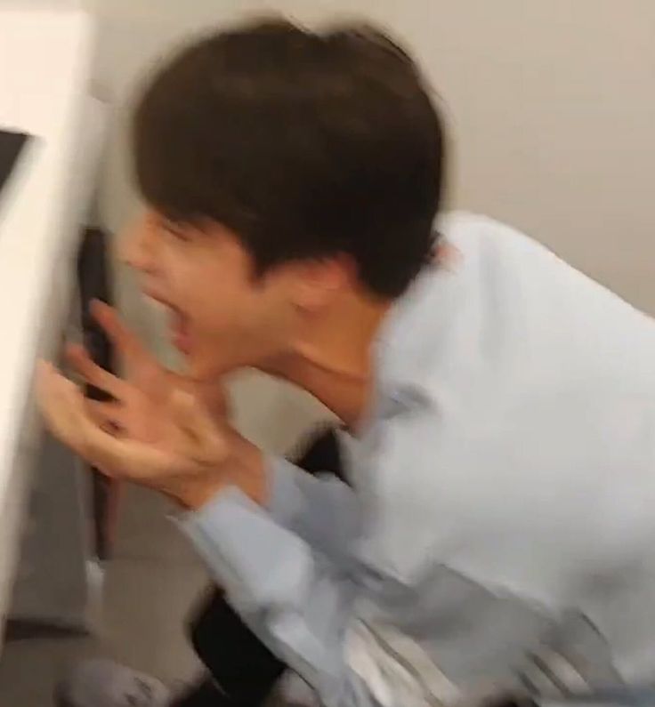 Who needs memes when you have Kim SeokjinA thread;