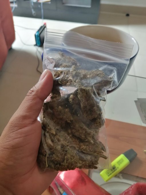 @Isabela_flakita Buena vibra. https://t.co/VEzIOuG8VL<a class="tags" target="_blank" title="On Twitter" href="/?out=eyJ0eXAiOiJKV1QiLCJhbGciOiJIUzUxMiJ9.eyJpYXQiOjE3MjU2NzY2NTEsImlzcyI6InR3cG9ybnN0YXJzLmNvbSIsIm5iZiI6MTcyNTY3NjY1MSwiZXhwIjoxNzU3MjEyNjUxLCJyZWRpcmVjdF91cmwiOiJodHRwczovL3R3aXR0ZXIuY29tL0lzYWJlbGFfZmxha2l0YSJ9.jr_OIWzvaIzrws8zdH1rU1ZF0zJh5DWN5ONDGCuy4iB8D89-x433OQZdEQuCfAgDqRRuy67bwBsy7Fuo1DYrQQ">@Isabela_flakita</a><a href="/tag/sunday"class="tags"><span>#sunday</span></a>