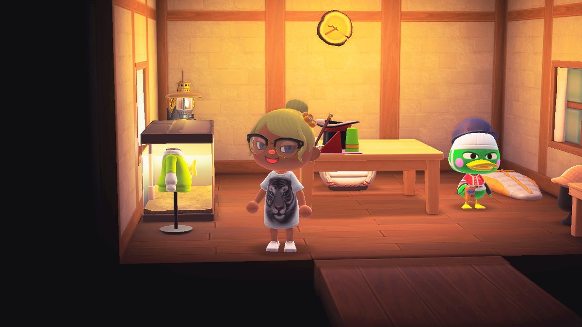 IAmPinkMoon_'s tweet photo. Scoot gave me the cutest shirt! Maybe i wont votehim off the island #AnimalCrossing #ACNH #NintendoSwitch https://t.co/NF79dpfsBK