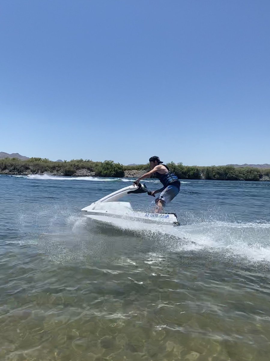 kylehoffman2000's tweet photo. Addicted to my new toy 🙌🏼 https://t.co/kbDG2rfpBB