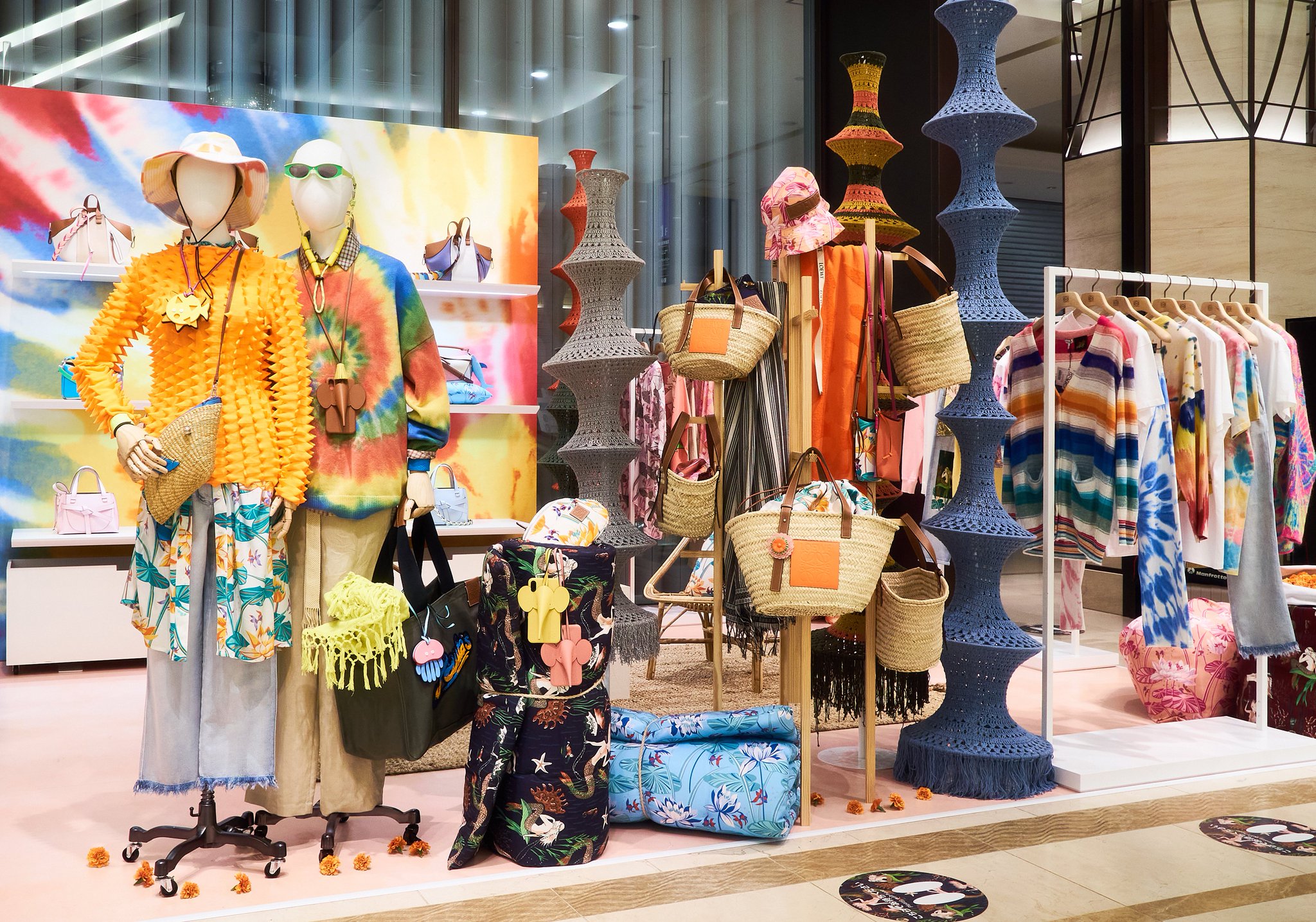 【LOEWE】 イビサロゴが型押しされたレザースライド Loewe - ロエベ×ポーラ イビサフレックス アナグラム レザー