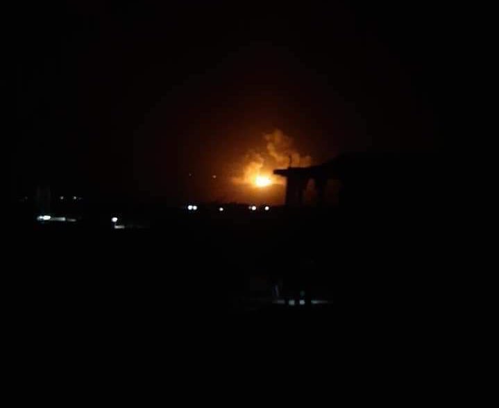 DuezenTekkal's tweet photo. Die #Türkei bombardiert Überlebende des IS-Genozids! Seit letzter Nacht greifen Kampfflugzeuge Sinjar an. In der Region leben viele Jesiden. 150 Familien, die 2015 geflohen waren, sind erst kürzlich zurückgekehrt. Menschenrechte &amp; irakische Souveränität werden mit Füßen getreten! https://t.co/JnZkXRg1Qk