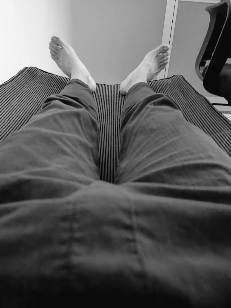 小乌云 tweet media