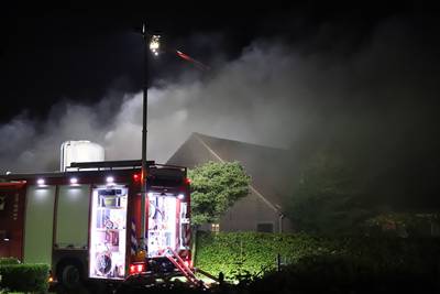 Grote brand in schuur met hooi in Kapel-Avezaath ..