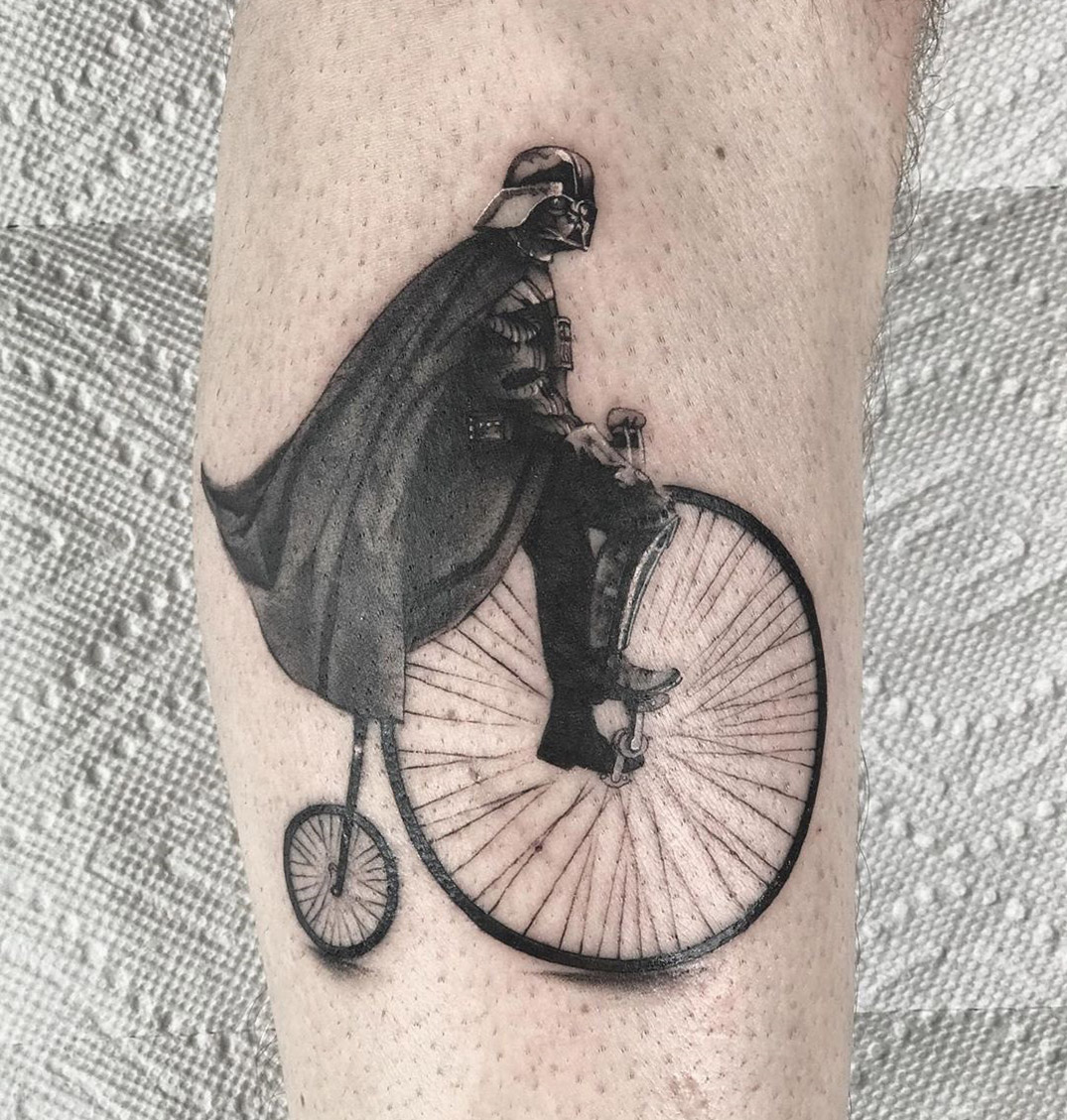 Darth Vader Riding A Penny Farthing https://t.co/aoi1gM6rJJ, image size:1075x1129