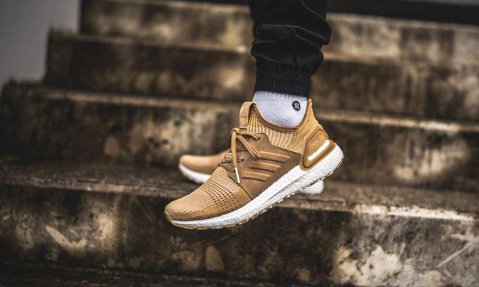 adidas ultra boost 19 sand