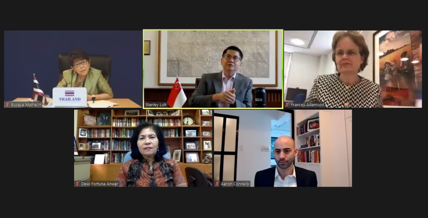 IISS_org's tweet photo. On 11 June, the IISS hosted a webinar for alumni of our Shangri-La Dialogue Southeast Asian Young Leaders' Programme #SEAYLP to discuss the future of the Indo-Pacific after COVID-19 with four top diplomats from around the region. (1/6) https://t.co/KkmC4rCLnt