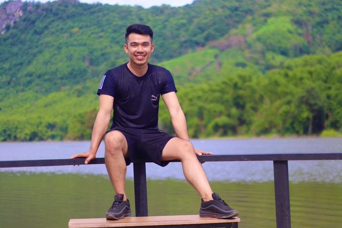 វីរះ tweet media