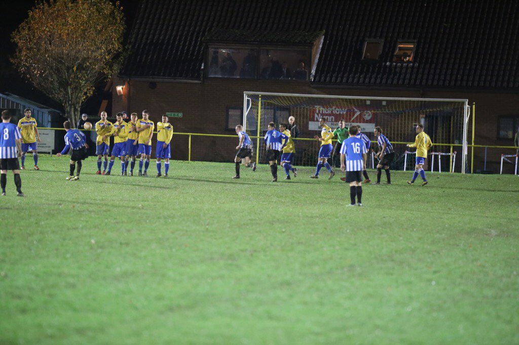 HullbridgeFC's tweet image. What a special night this was💙

FA Vase Second Round Proper 
Tuesday 24th November 2015

Norwich United FC 0-1 Hullbridge Sports FC

⚽️@samthedogtaylor 
📸@ABridgeTooFar16