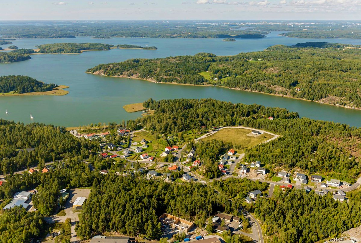 Discovering Finland tweet media