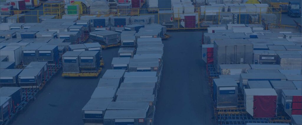 versacompany's tweet photo. With our tracker and platform you have continuous visibility of valuable shipments, anywhere in the world. Specifically designed for air transportation, we enable all parties in the supply chain to monitor cargo and assets. Visit https://t.co/Lq0rNVLSl5 to find out more! https://t.co/IW47yGA9Jw