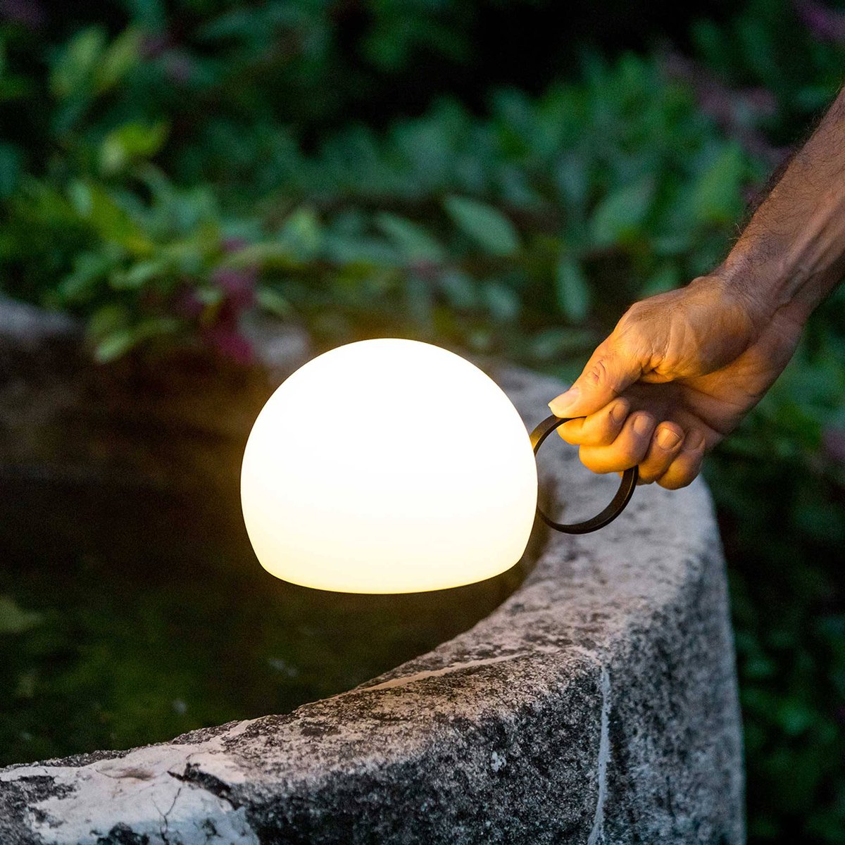 bowigo's tweet image. Pratique, originale et design, adoptez vite les petites baladeuses CIRC ! ✨

bowigo.fr/lampes-poser/1…