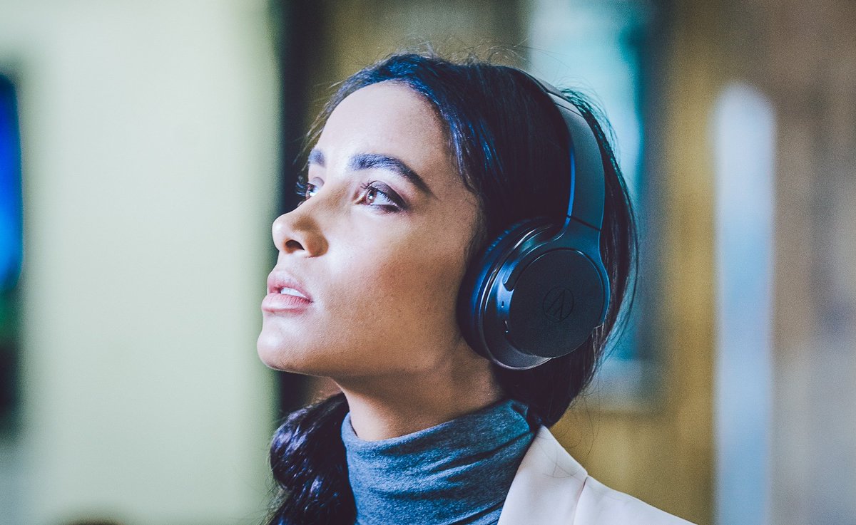 Suchst Du nach geräuschunterdrückenden Kopfhörern mit einem Fokus auf Audioqualität? Der ANC900BT wurde in Tokio entwickelt und kombiniert innovative digitale hybride Rauschunterdrückungstechnologie mit einer hochwertigen, leistungsstarken Audioleistung.

bit.ly/2UB5sN1