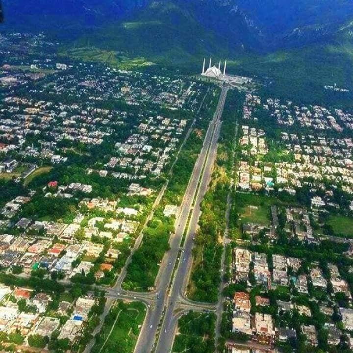 FazalMedico's tweet photo. 2nd most beautiful capital in world Islamabad 
this is my Pakistan 
I love Pakistan
#Islambad 
#BeautifulPakistan https://t.co/E0fyE5y78p