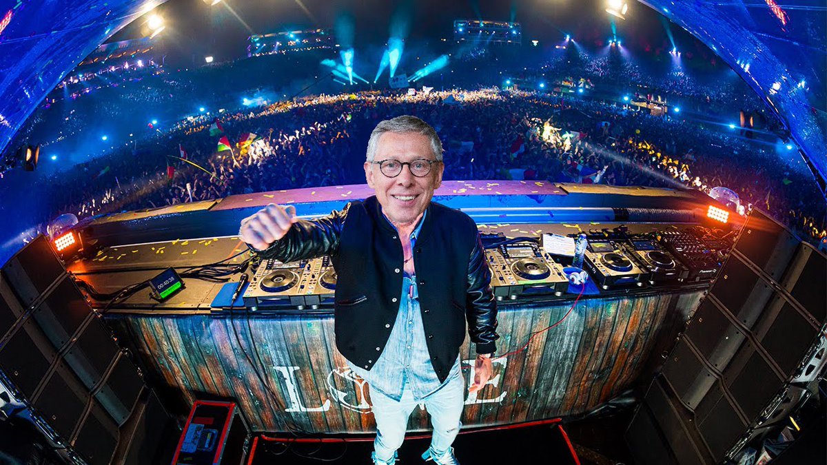 bovenmemes's tweet photo. @MegaBoviFan @schmuglers Leider finde ich dazu auch nichts genaues. Könnte es sich um eine Verwechslung handeln? Ich weiß lediglich von Auftritten eines gewissen DJ Carsten S. - Hier bei einem Auftritt auf dem Tomorrowland 2019. #sielingmemes https://t.co/EvrjFtQ3Ct