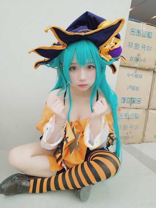 Twitterのコスプレ画像35