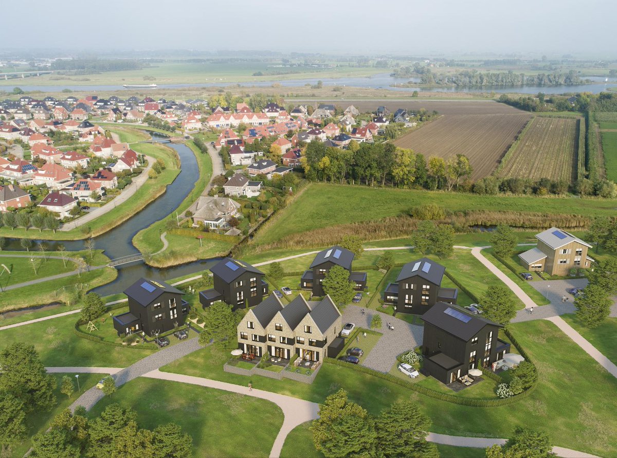 Binnenkort zal BEMOG in #verkoop gaan met de #IJsselterp in #Kampen. Het plan bestaan uit 15 woningen die ontworpen zijn door @19hetatelier. <a href="/SinkeBV/">Sinke BV</a> zal de verkoop verzorgen. Voor meer informatie kunt u terecht op onderdijkskampen.nl