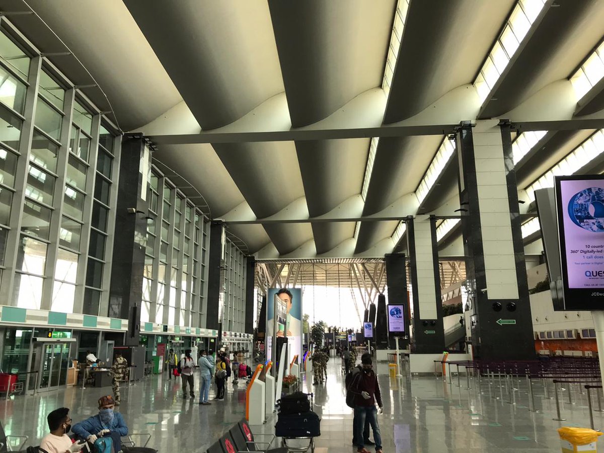 Bangalore airport experience was stellar - truly contactless. Print boarding passes beforehand, run them through barcode scanners, security behind plexiglass etc. The airport wore a deserted look.7/n