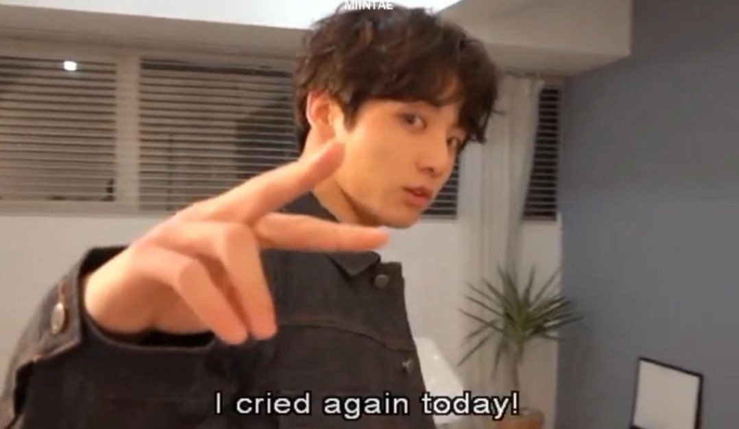 jungkook stan when someone mentioned 190616: