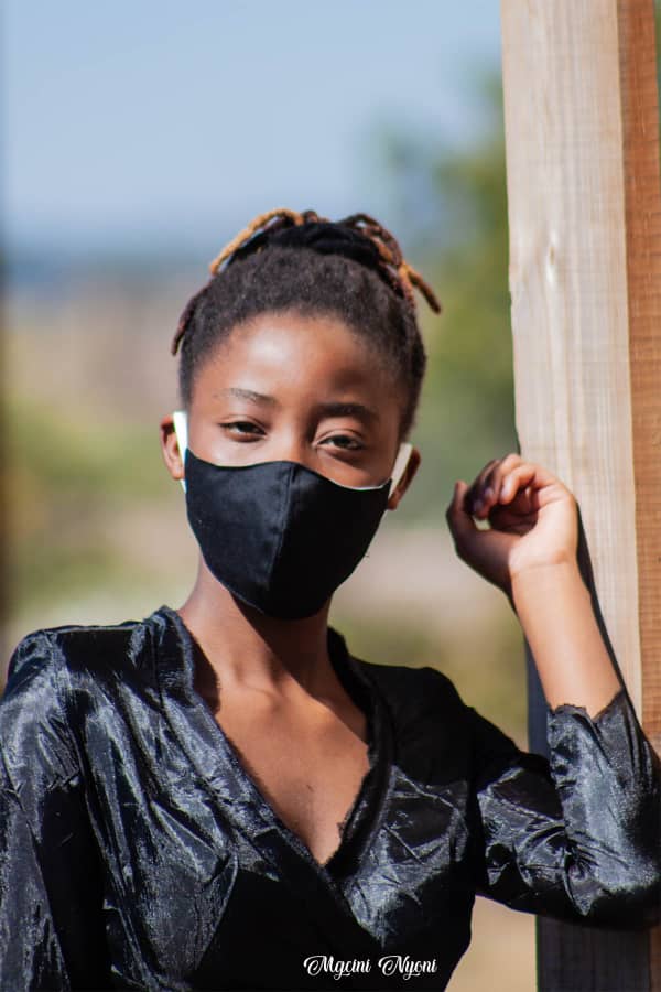 houseofmutu's tweet photo. *#MondayFashionSession*
+Black Sister Wrap Over Gown # Crushed Taffeta
@Echoes&Shadows
@ZimFashion
@FashionDesigner
@Designer Brand
@Houseofmutu.zw
@mutucouture
@FashionPhotography
@convergenceZW
@Zimmodels
@Kwaneleshantelle
@ProjectFashionA
#suiteNo.1
#umcecowayawaya https://t.co/Ac3yi9DCU9