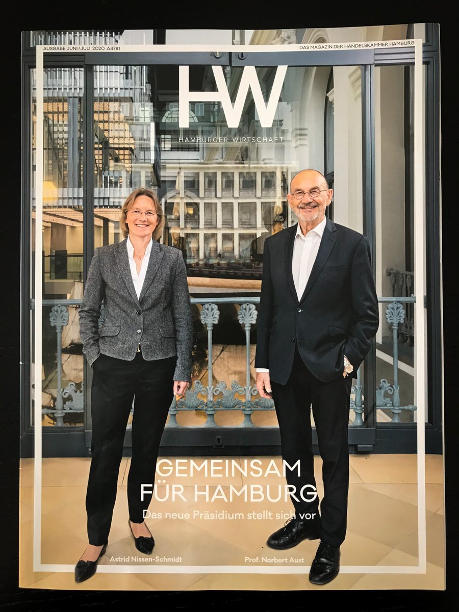 hkhamburg's tweet image. **Gemeinsam für Hamburg** 
In der Juni/Juli-Ausgabe der #HW stellt sich das neue #Präsidium der #hkhamburg vor. Weitere Themen sind u.a. „Die #Finanzbranche im Corona-Modus“, „Wie geht es weiter mit dem #Handel“ und um das aktuelle #Konjunkturbarometer hamburger-wirtschaft.de/pdf/072020/ind…