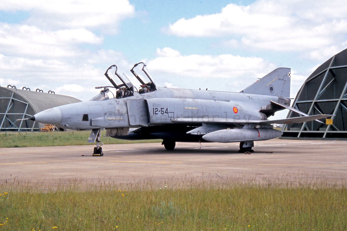 On this day in 1993. The first pair of Spanish RF-4Cs arrived at RAF Honington for an exchange between the based RAF 13Sqn and Eda Ala12.