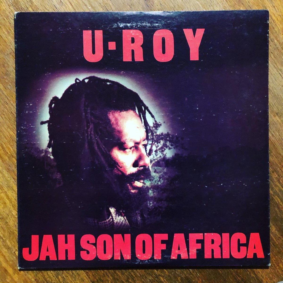 TheLeesOfMemory's tweet photo. #CurrentSpinner #URoy #JahSonOfAfrica 1st US pressing on #JamRockRecords from 1981. Played by some of the hardest musicians! 🇯🇲🔥 @LostNFoundRecs https://t.co/NXoZGuumBb