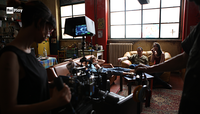 RaiPlay's tweet photo. #RaiPlay vi porta sul set! 🎬
Scoprite insieme a noi il dietro le quinte del film corale diretto da 9 registi esordienti della @ScuolaVolonte. 
#LULTIMOPIANO vi aspetta. 😎👉https://t.co/EvZWIld7vb

@PianoUltimo @vivo_film https://t.co/Esjd1u4tUG