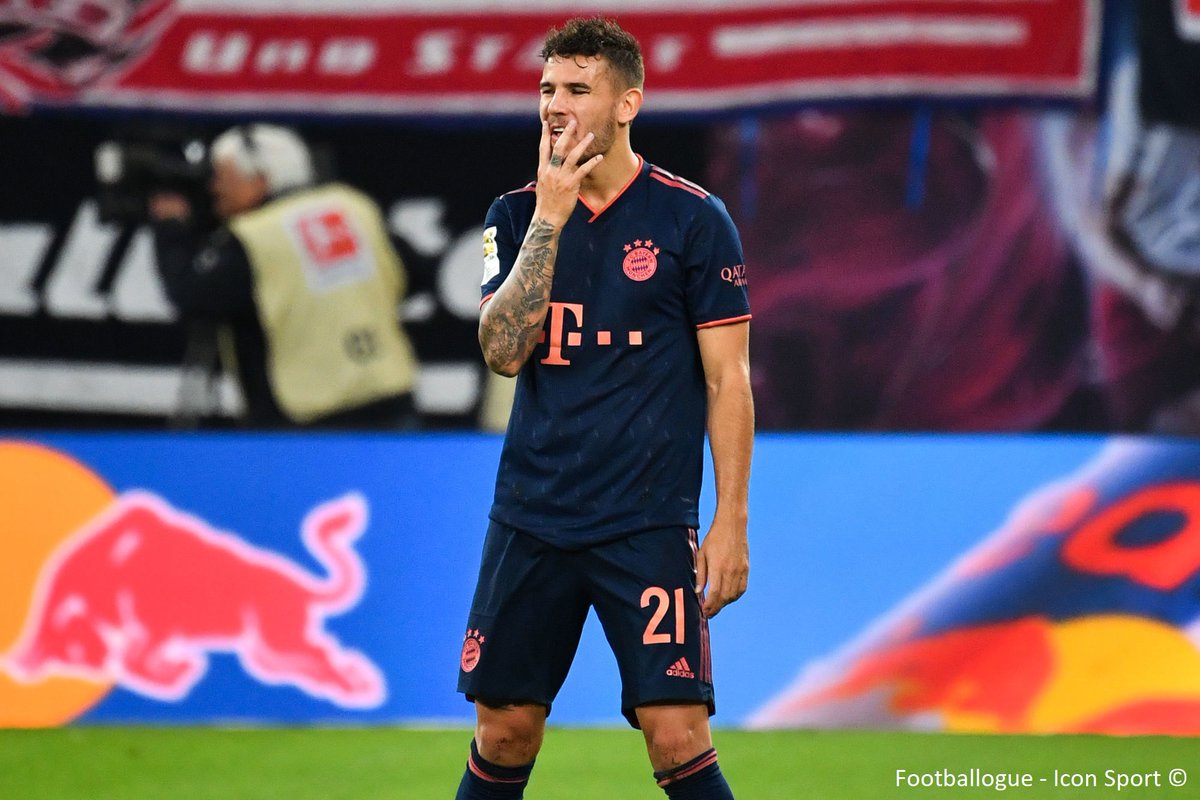 Footballogue's tweet photo. [#Mercato🔁] Lucas Hernandez songe à quitter le Bayern, rapporte Footmercato. Sa femme aurait du mal à s'acclimaté à la vie en Bavière. 
Le PSG serait très intéressé par le défenseur français, arrivé l'été dernier en provenance de l'Atletico pour 80M€. https://t.co/IXPRmSy9Lx