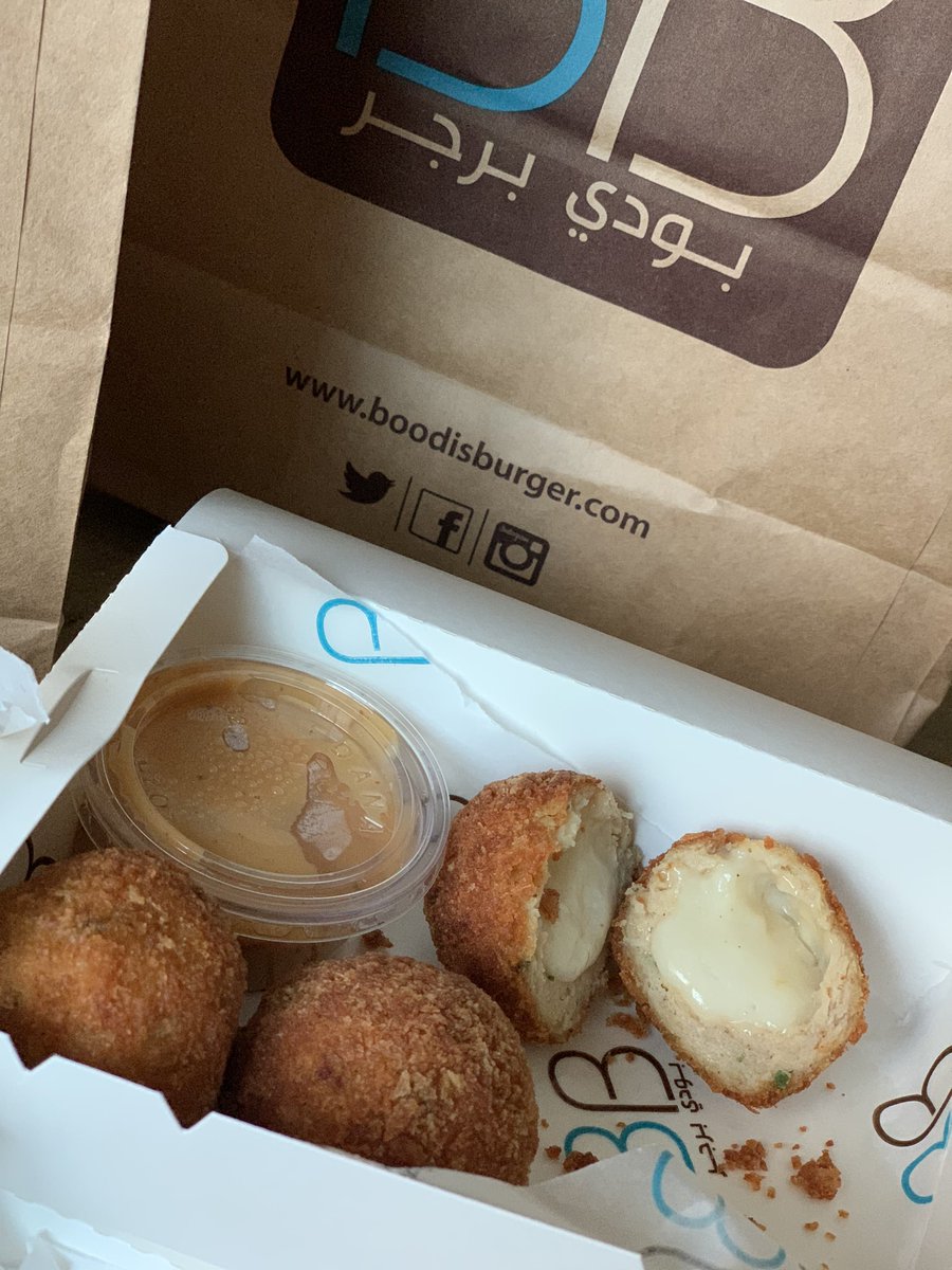 Mhd_093's tweet photo. بودي برقر BB

مطعم مختص بتقديم البرقر 
ومتميزين كثير بكرات الدجاج بالجبن 😋😍
من الاخر شي لذيذ وفيها لذعة سبايسي 👌🏻

الطلبات :
برقر لحم
برقر دجاج
كرات الدجاج بالجبن 

المطعم يوفر التوصيل عبر تطبيق :
هنقرستيشن , جاهز , والم , فووديبوي

الموقع📍
حي الملقا
https://t.co/wffqApzM40 https://t.co/pYnLGpSujN