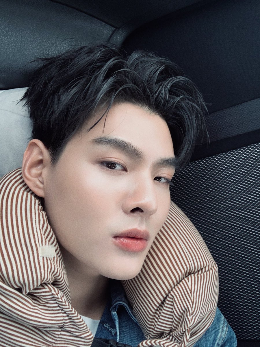 Saint_sup's tweet photo. เหงื่อเข้าปากรู้สึกเค็มๆ รักเธอเต็มๆ มันรู้สึกดี😘 https://t.co/gjcH2gPBkF