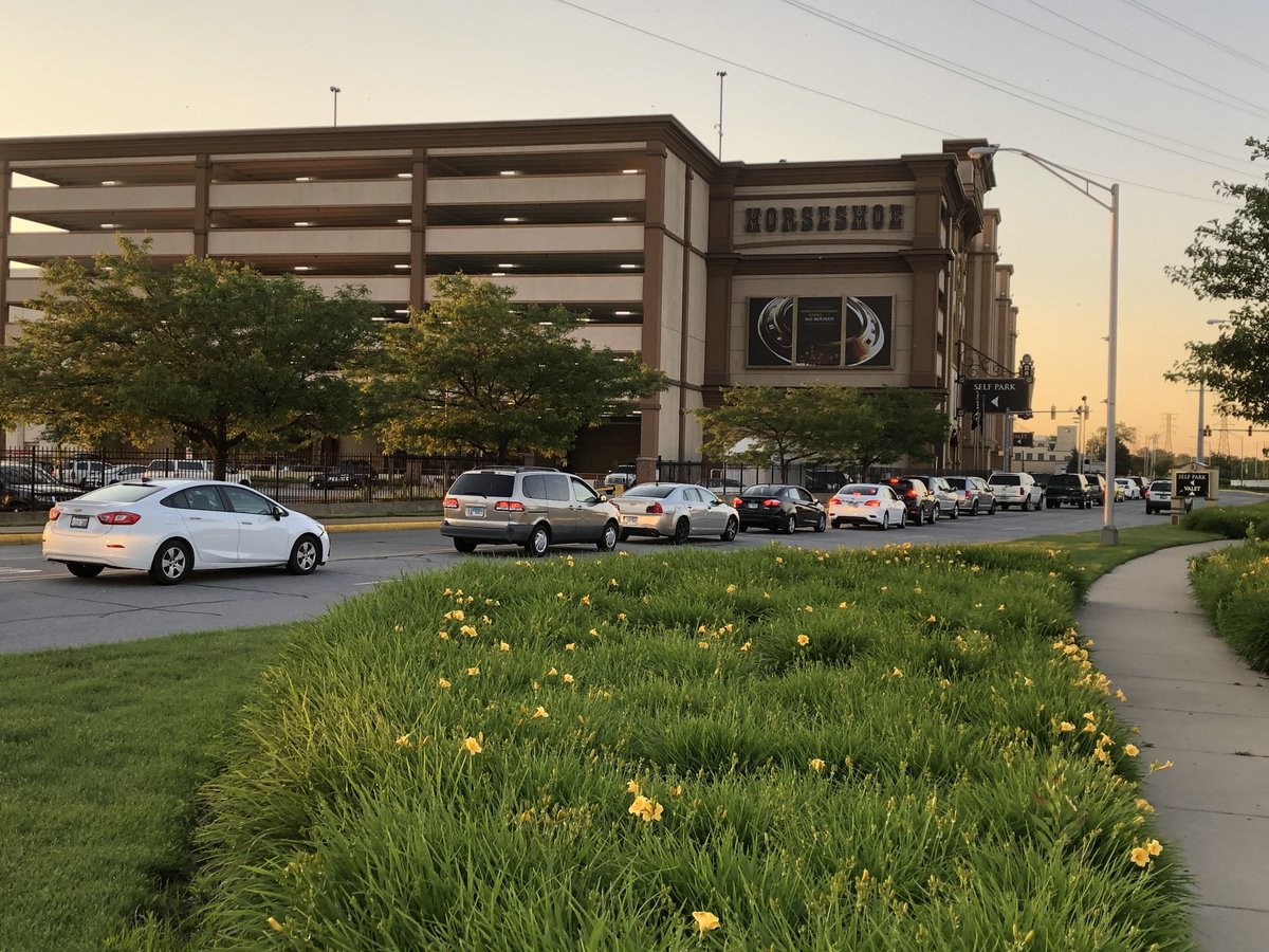 Reopening day for Indiana casinos. Look at the line to get into Horseshoe Casino in Hammond.. at 5:30am! https://t.co/8ZuJgv4BMG