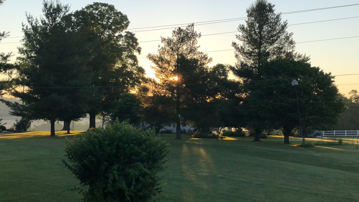 LOUTFT's tweet photo. From Brandenburg, “Up in the morning with the rising sun”, ... (193 days until Christmas) TOYS FOR TOTS will need your help this year in big ways. Thank you @WLKYMatt @WLKYAlex @WLKYJulie @WLKYSusanneH @Stephon_Dingle @WLKYMoRose @WLKYJayCardosi @WLKYDebbie @WLKYRick @WLKYMonica https://t.co/vTPAa5zIyo