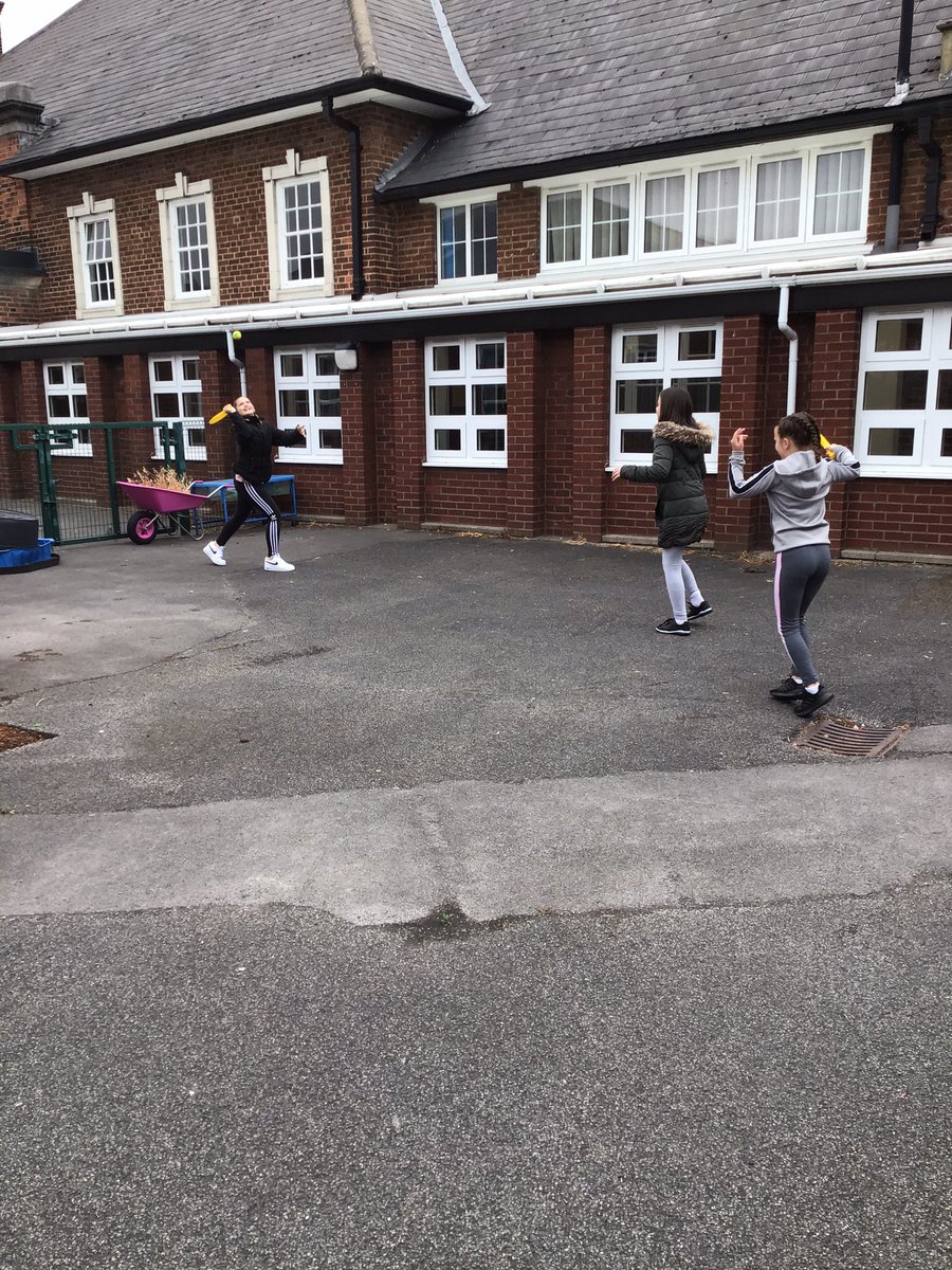 TH_Year6's tweet photo. We enjoyed our time outside this morning #THlearn6 @TangHallPrimary @PathfinderMAT https://t.co/hIb9dl7rBp