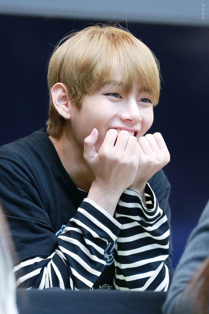 Taehyung soft but as you scroll down he gets sexier -- a thread