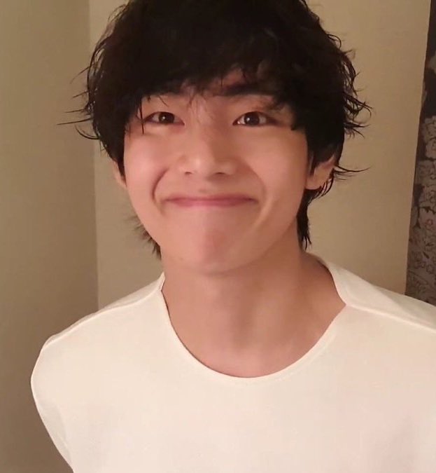 Taehyung soft but as you scroll down he gets sexier -- a thread