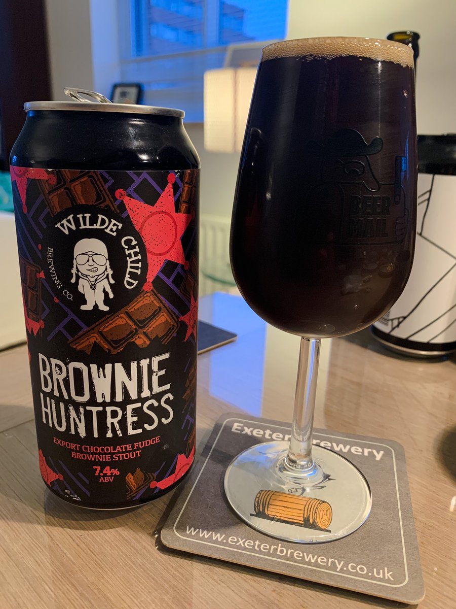 beer_telling's tweet photo. 想像ではもっと重いのだったけど、実際はボディが重すぎないから濃いめのケーキとかと合わせても良い感じにいける。名前の割に単体でデザートとするにはちょっと物足りない…
実際にブラウニーと合わせるいいのかも。あ「酒盗」みたいな意味でBrownie Huntressなのかな?
#WildeChild #クラフトビール https://t.co/FjddRLf6Is