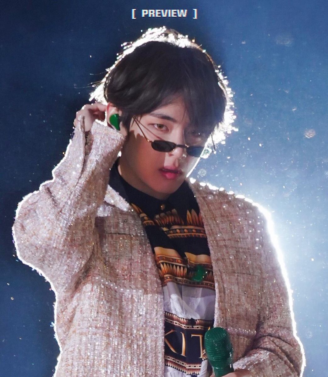 Taehyung soft but as you scroll down he gets sexier -- a thread