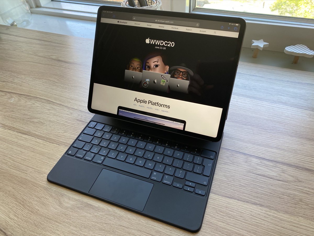 mathiasrscom's tweet image. Just received my Magic Keyboard for iPad Pro. Then we only need Pro Apps and Xcode. 

#Xcode #ProApps #Apple #iOSDev #SwiftLang