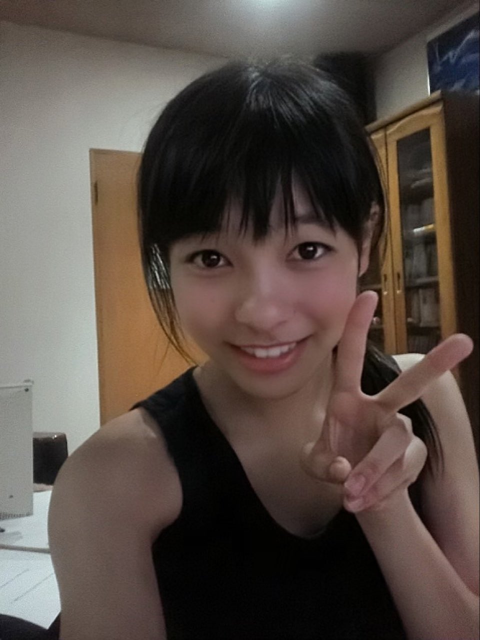 japanese school girl self shot nude  / X