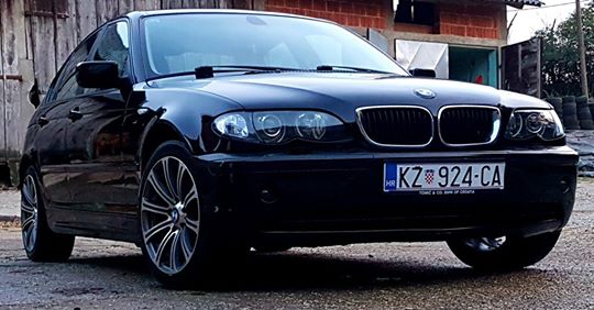 Oglasnik's tweet photo. 🚘 BMW 318d 🔴 2004. godište
🏆 85 KW, uredno održavan i servisiran
💵 4.400 €
➡️ Više na: https://t.co/crqitAca1O https://t.co/nbAXpWHX8R