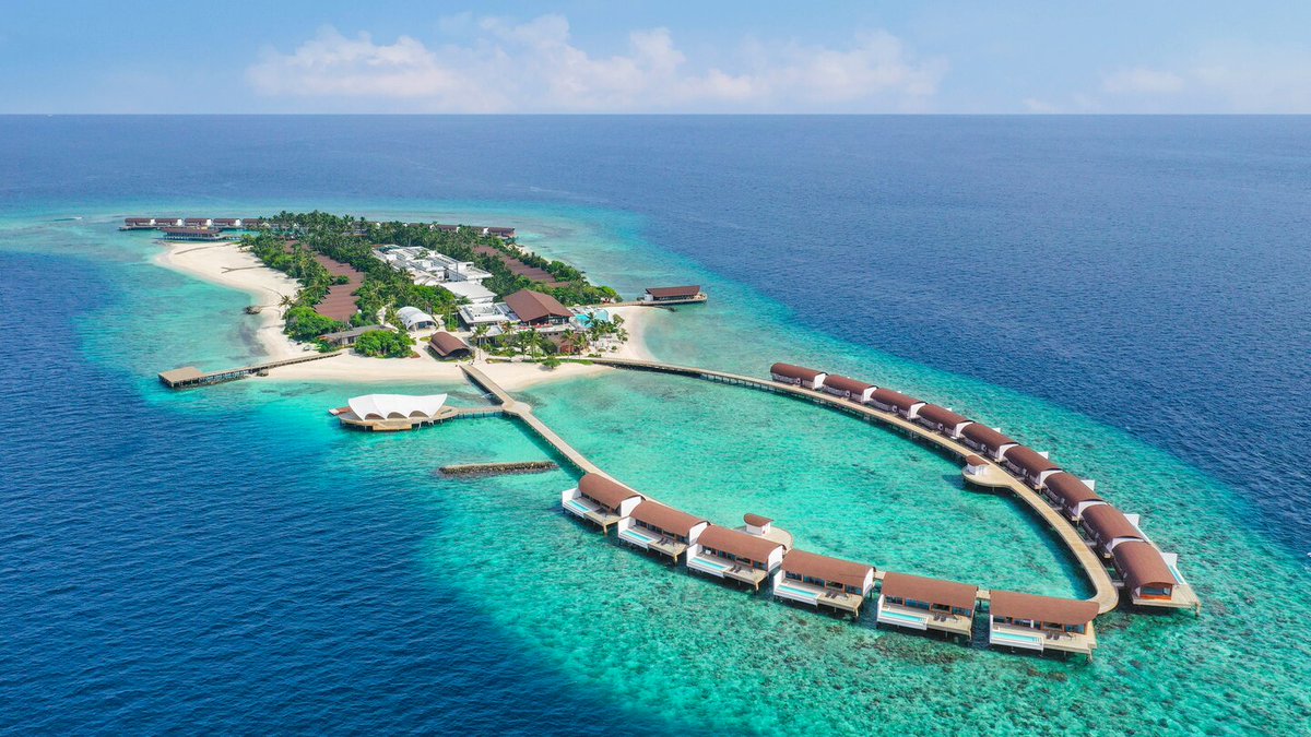 Koamas_Escapes's tweet photo. Escape to the extraordinary at The Westin Maldives Miriandhoo Resort. Beautifully situated on the Unesco Biosphere Reserve in Baa Atoll. #TheWestinMaldives #TheWestinResort #MaldivesResort #MaldivesStay #Maldives #MaldivesIsland #KoamasLuxuryEscapes https://t.co/QKfTEussiR https://t.co/ZUoDxAhWyc
